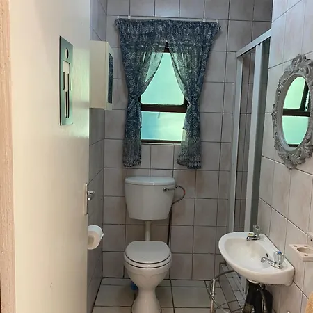 Stay In Woodhill Golf Estate Near Pretoria East Hospital Exterior photo