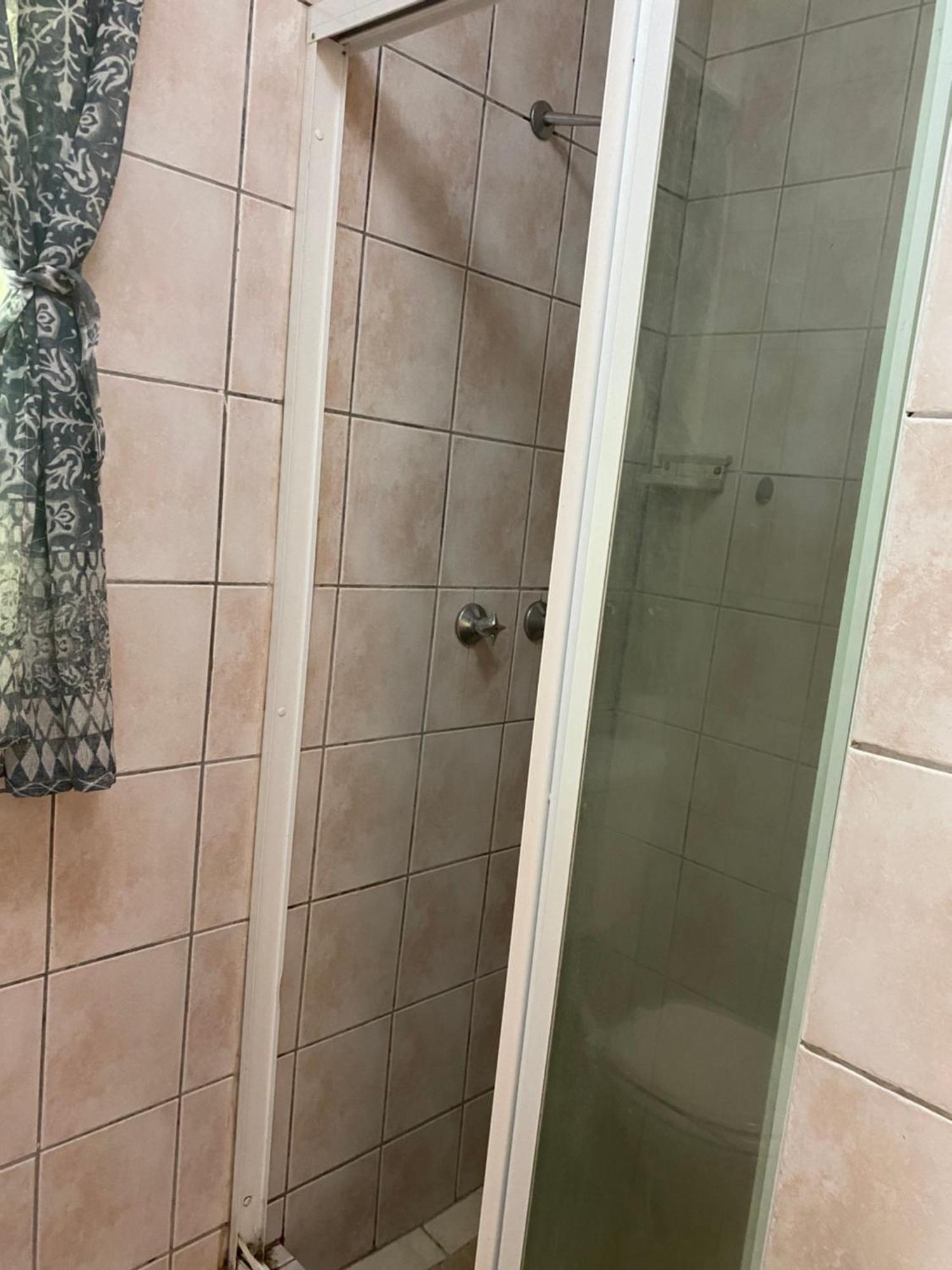 In Woodhill Golf Estate Near East Hospital Apartment *
